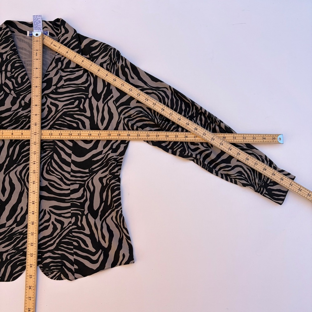 Anna and Frank Blouse Women Medium Black Zebra Silk Button Down Animal Print Top - Picture 6 of 6